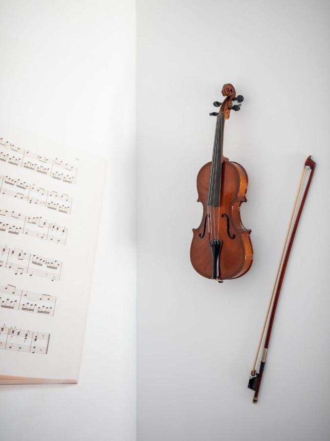 Life Is Music - Casa Vostra - Proche Tramwa-frontière * Gaillard