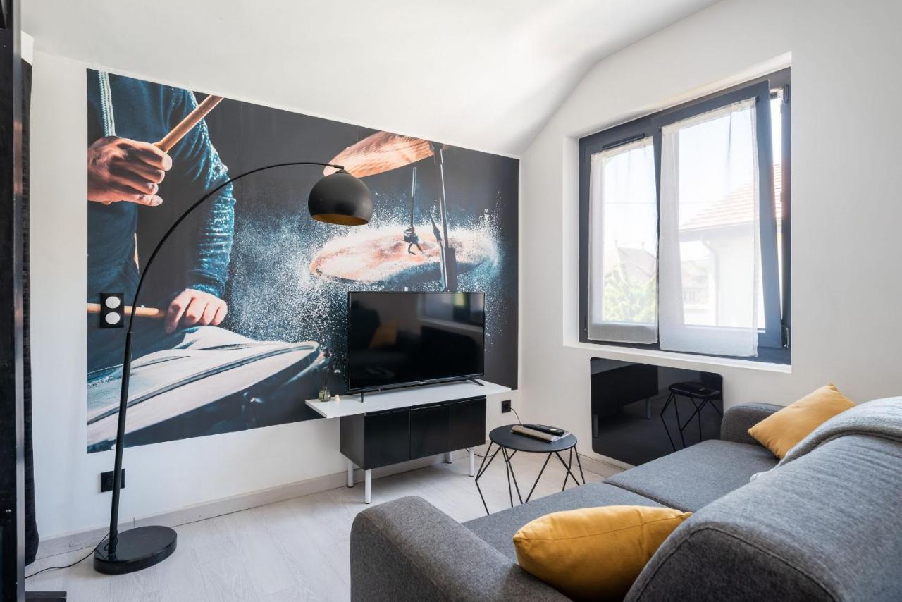 Apartment Life Is Music - Casa Vostra - Caution 800 Eur & Id Requises - Proche Tramway-frontiere *